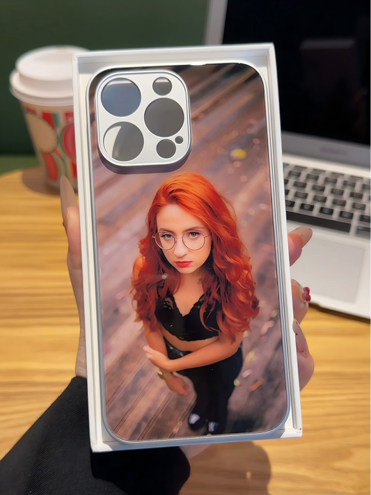 Your Memories in Hand: Bespoke Photo Case – The Perfect Custom Gift