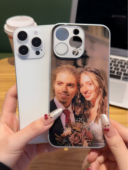 Your Memories in Hand: Bespoke Photo Case – The Perfect Custom Gift