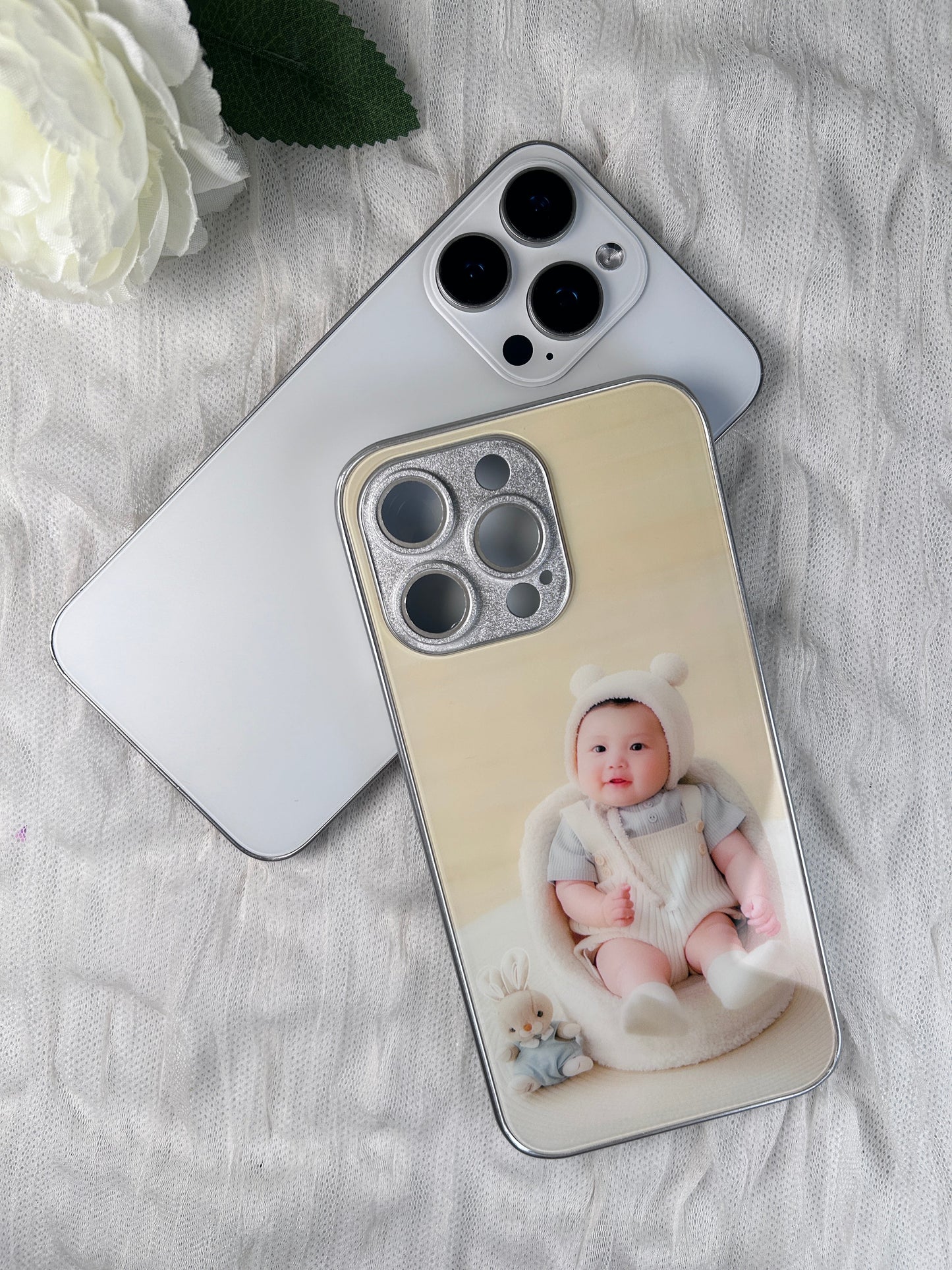 Your Life, Your Case: Customize with Photos That Matter Most!